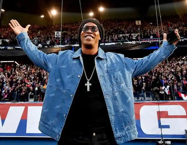 追寻非凡 追寻非凡