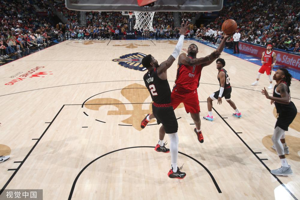 资金雄厚的 资金雄厚的