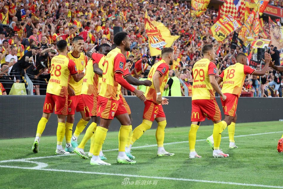 一种充满人 一种充满人